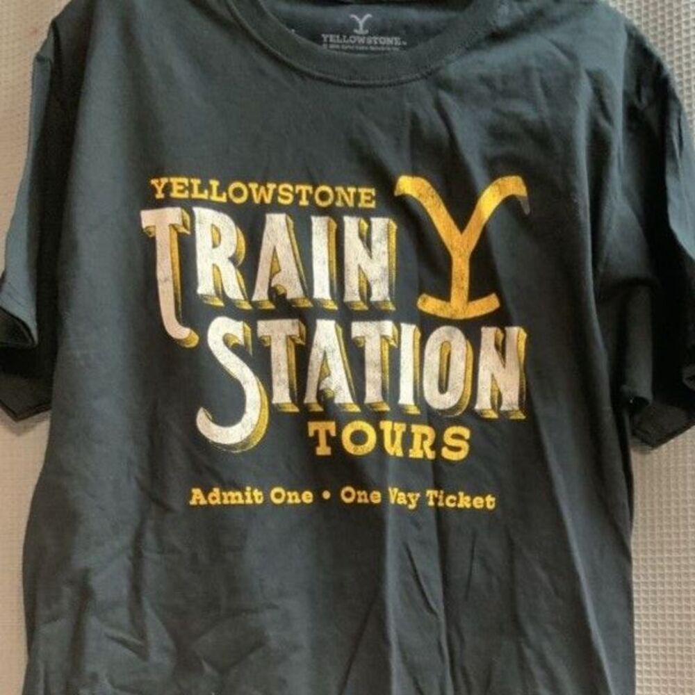 Yellowstone - Train Station tours T-Shirt Mens Medium